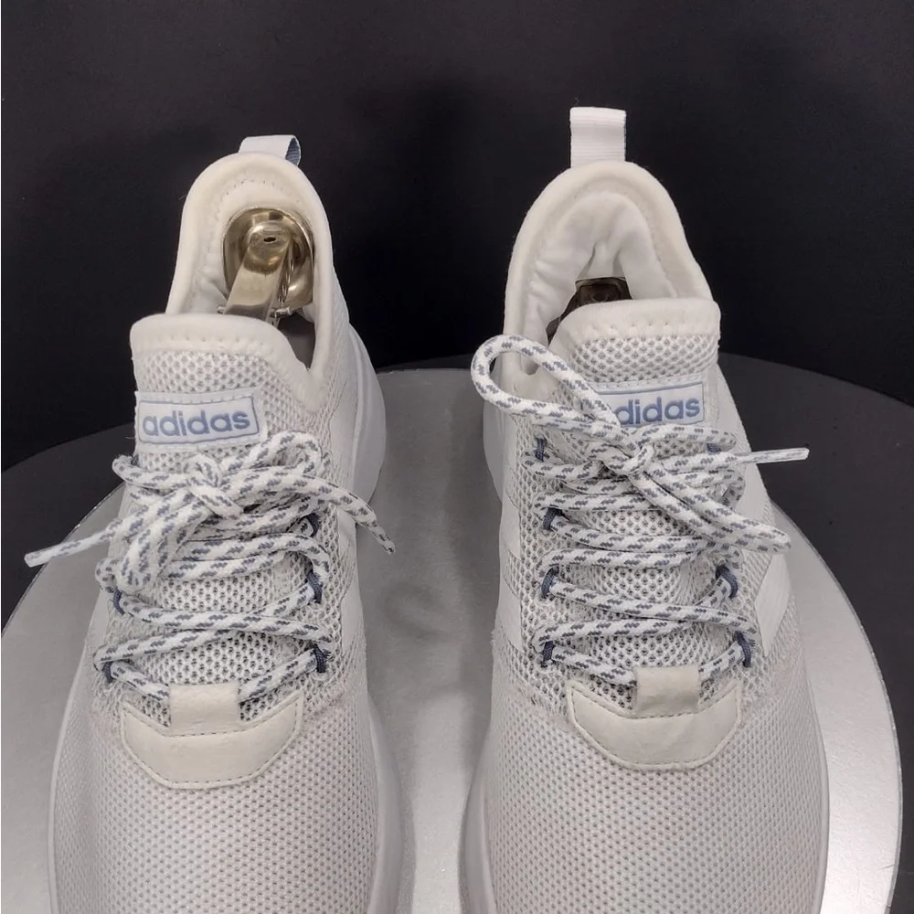 Adidas White Sneakers size 9.5 pre Owned good condition